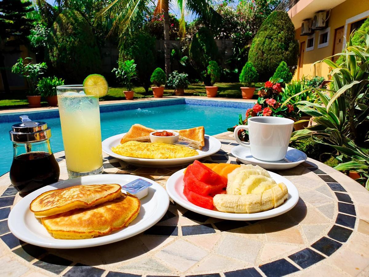 Hotel Los Pinos Managua Ngoại thất bức ảnh