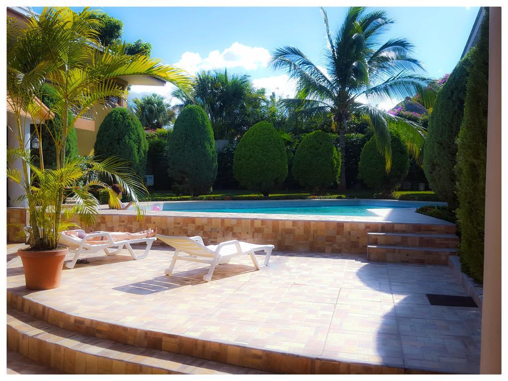 Hotel Los Pinos Managua Ngoại thất bức ảnh