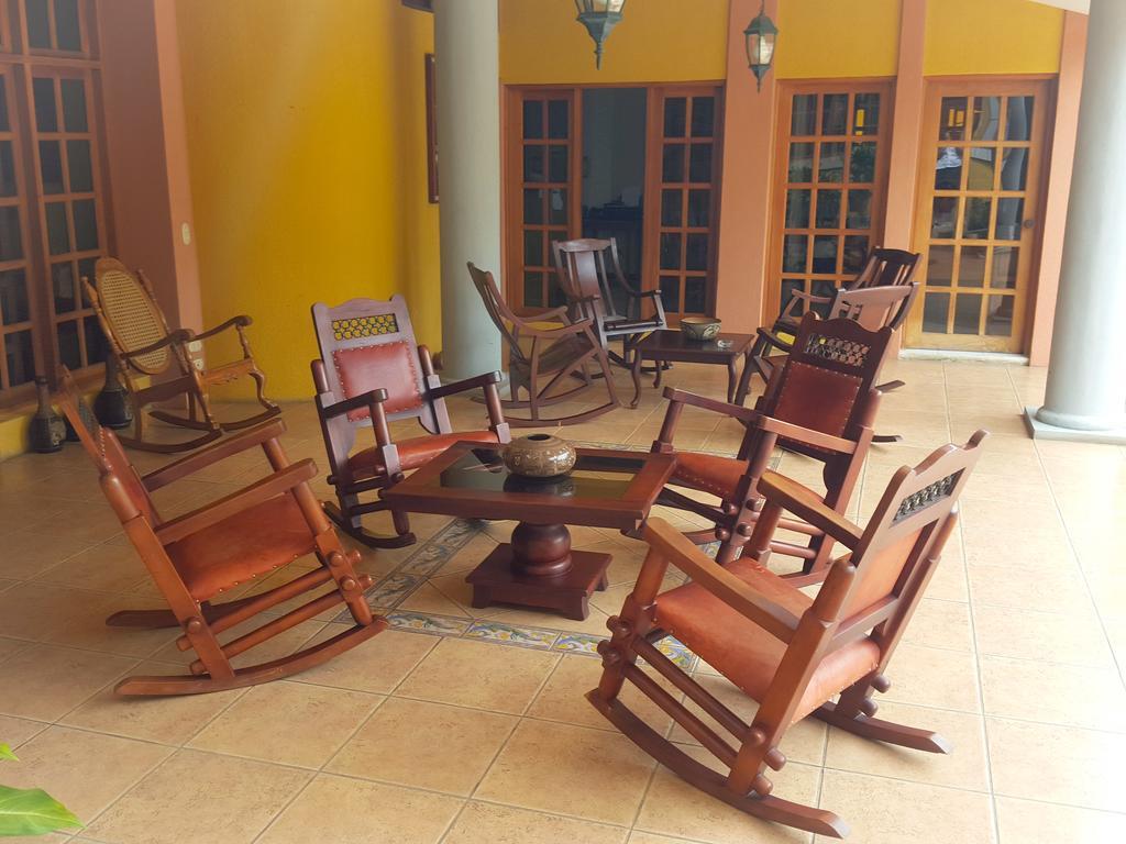 Hotel Los Pinos Managua Ngoại thất bức ảnh