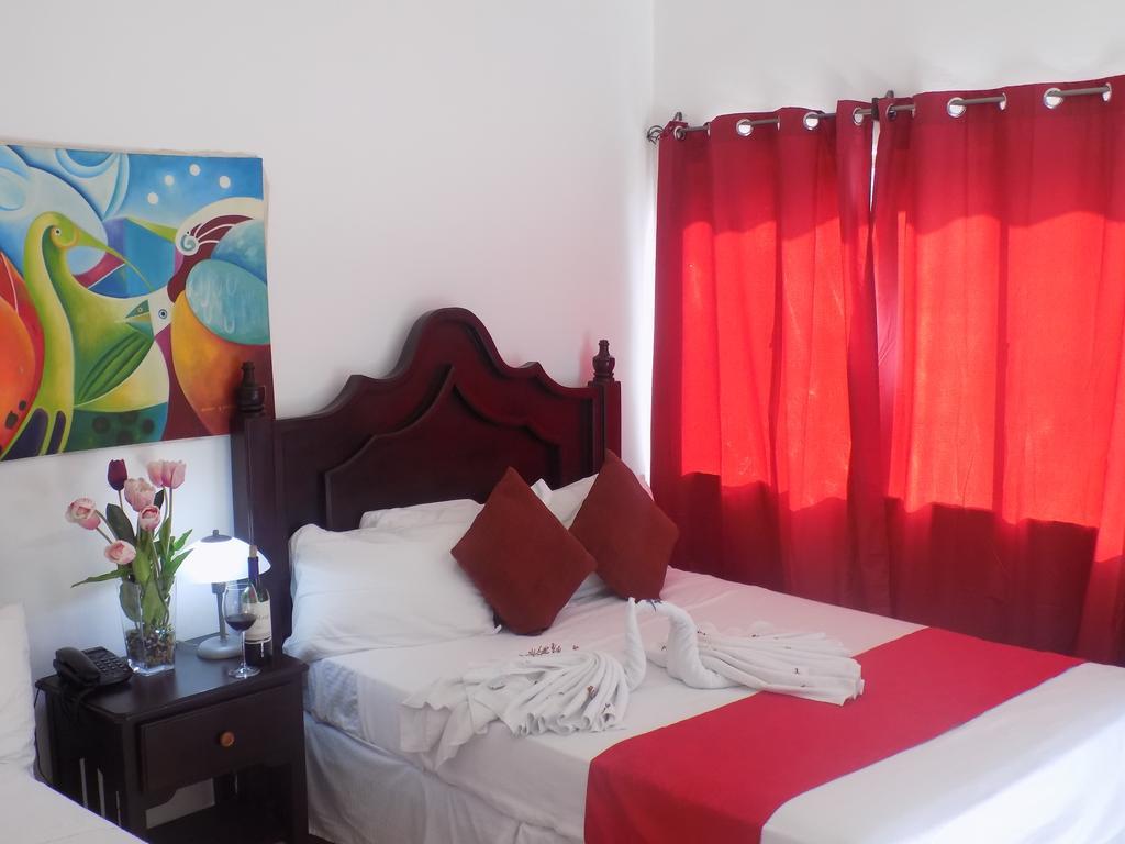 Hotel Los Pinos Managua Ngoại thất bức ảnh