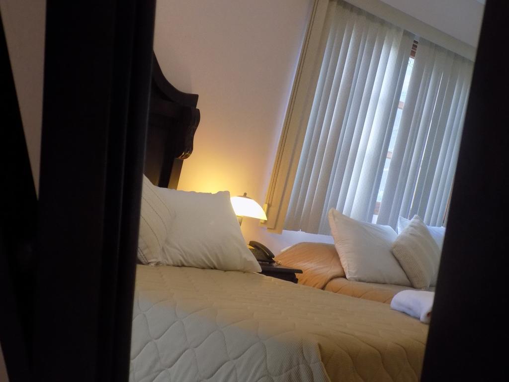Hotel Los Pinos Managua Ngoại thất bức ảnh