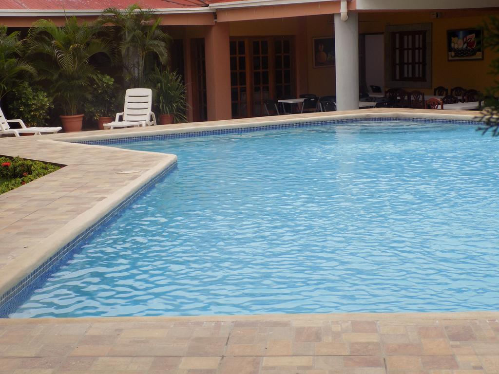 Hotel Los Pinos Managua Ngoại thất bức ảnh
