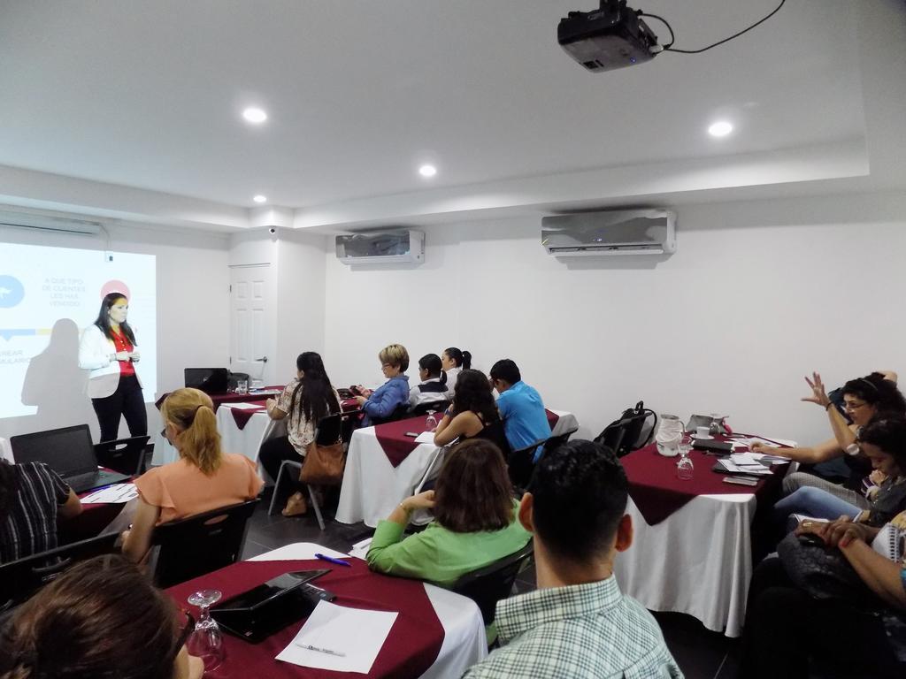 Hotel Los Pinos Managua Ngoại thất bức ảnh